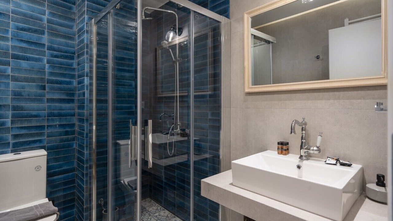 Photo of Bathroom in Exarhia