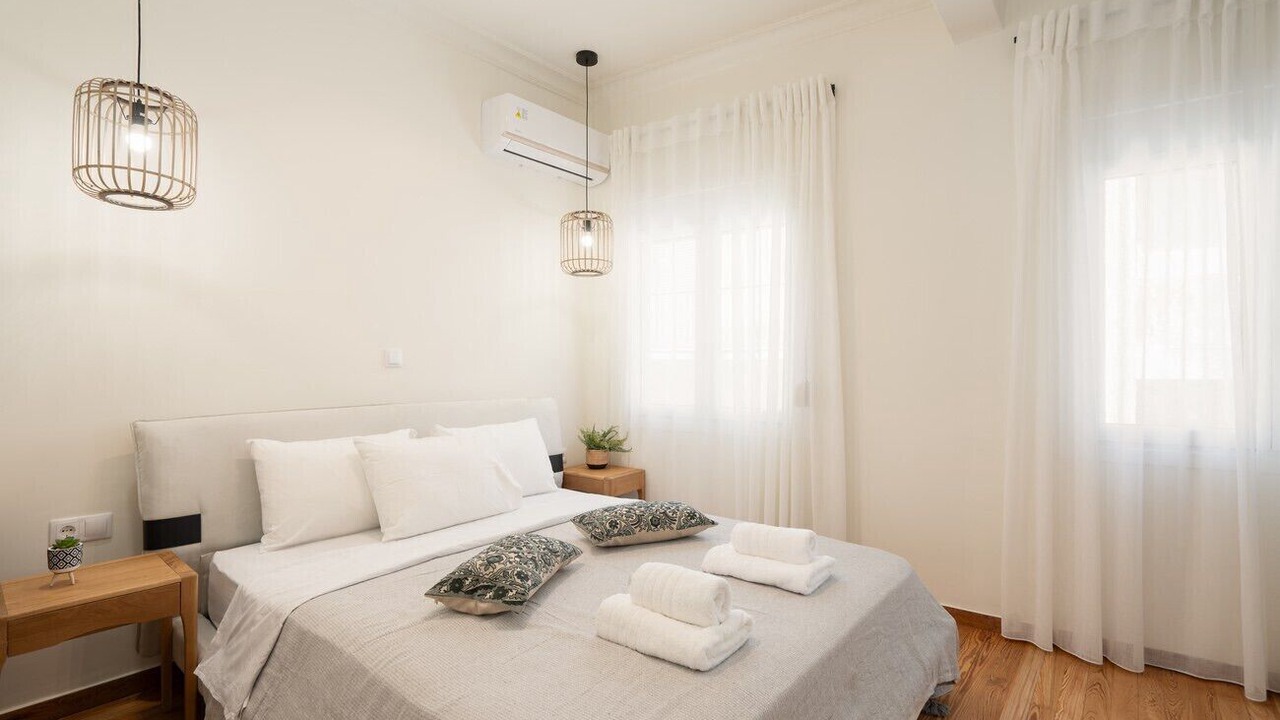 Photo of Bedroom in Exarhia