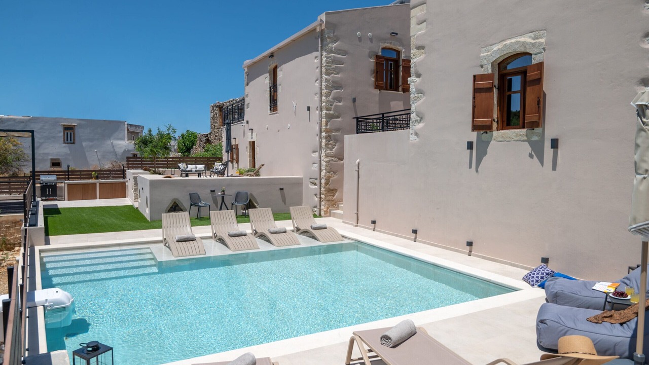 Photo of Outdoor in Damavolos