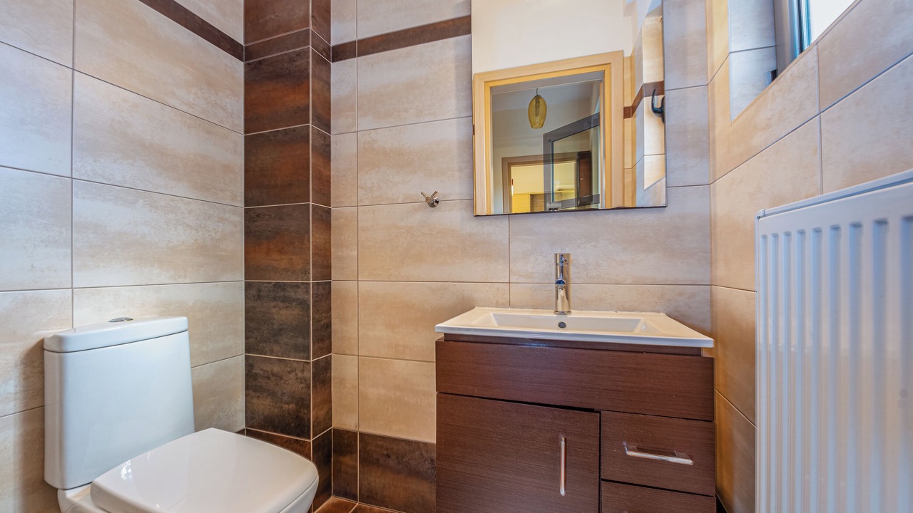 Photo of Bathroom in Vari