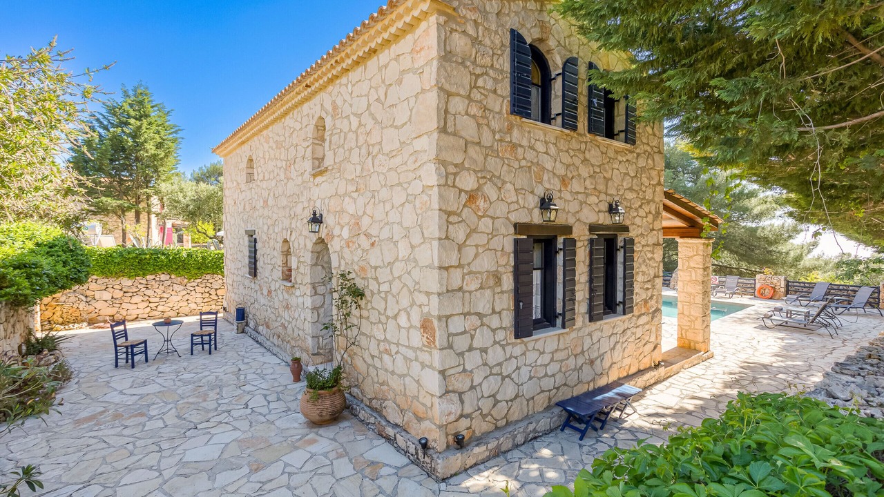 Photo of Patio Balcony in Agia Marina