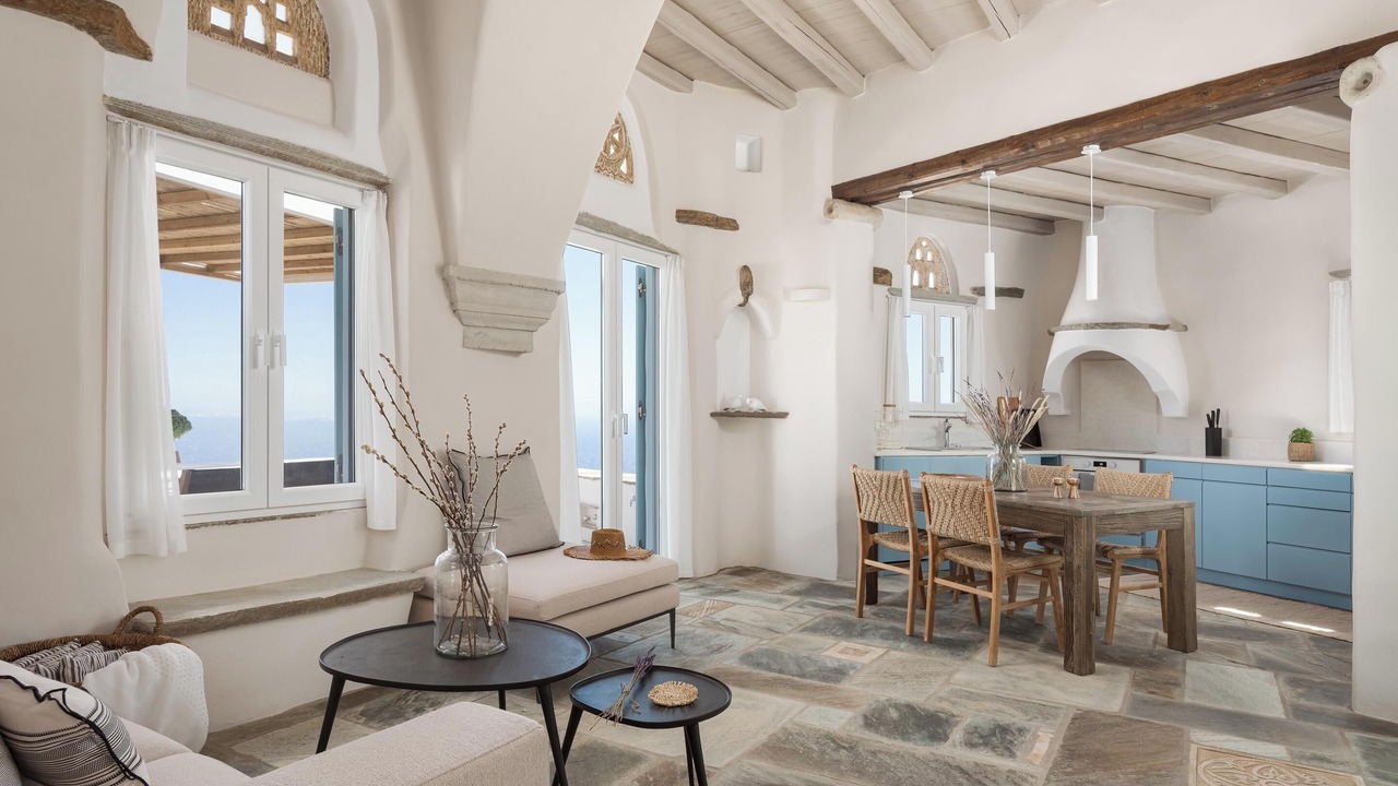 Photo of Livingroom in Tinos Town