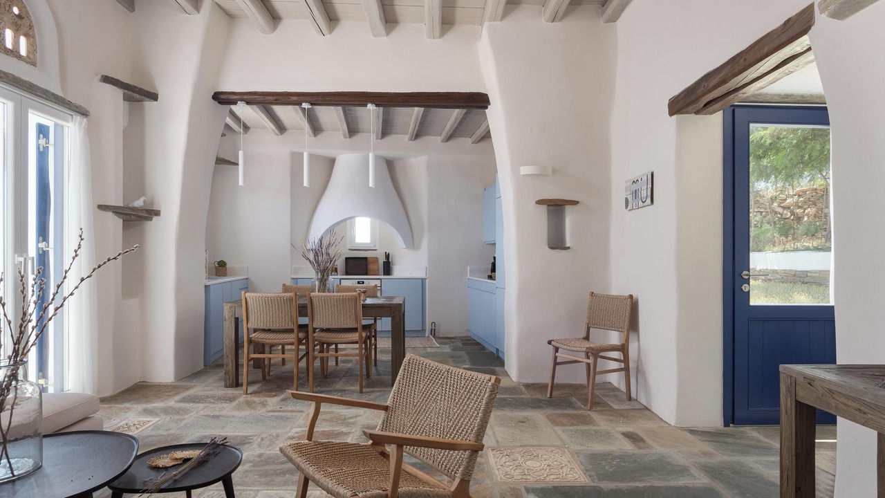 Photo of Livingroom in Tinos Town