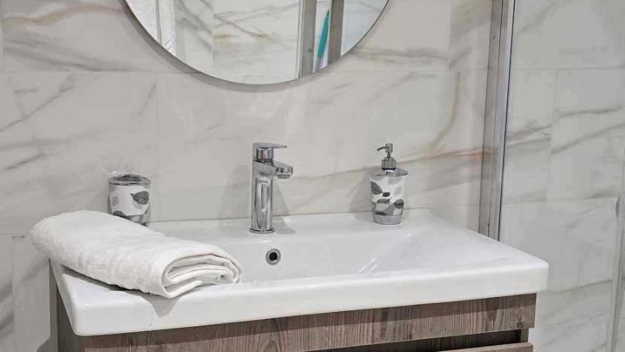 Photo of Bathroom in Olympi