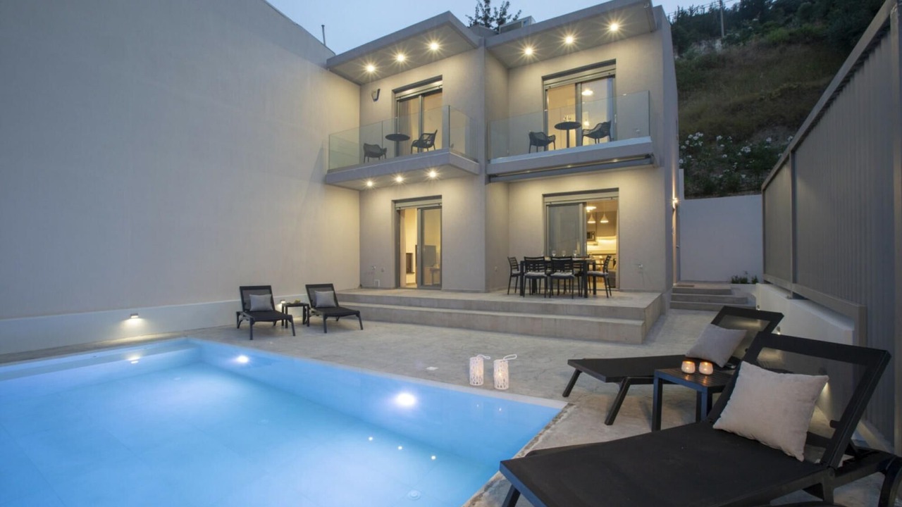 Photo of Outdoor in Apolpaina