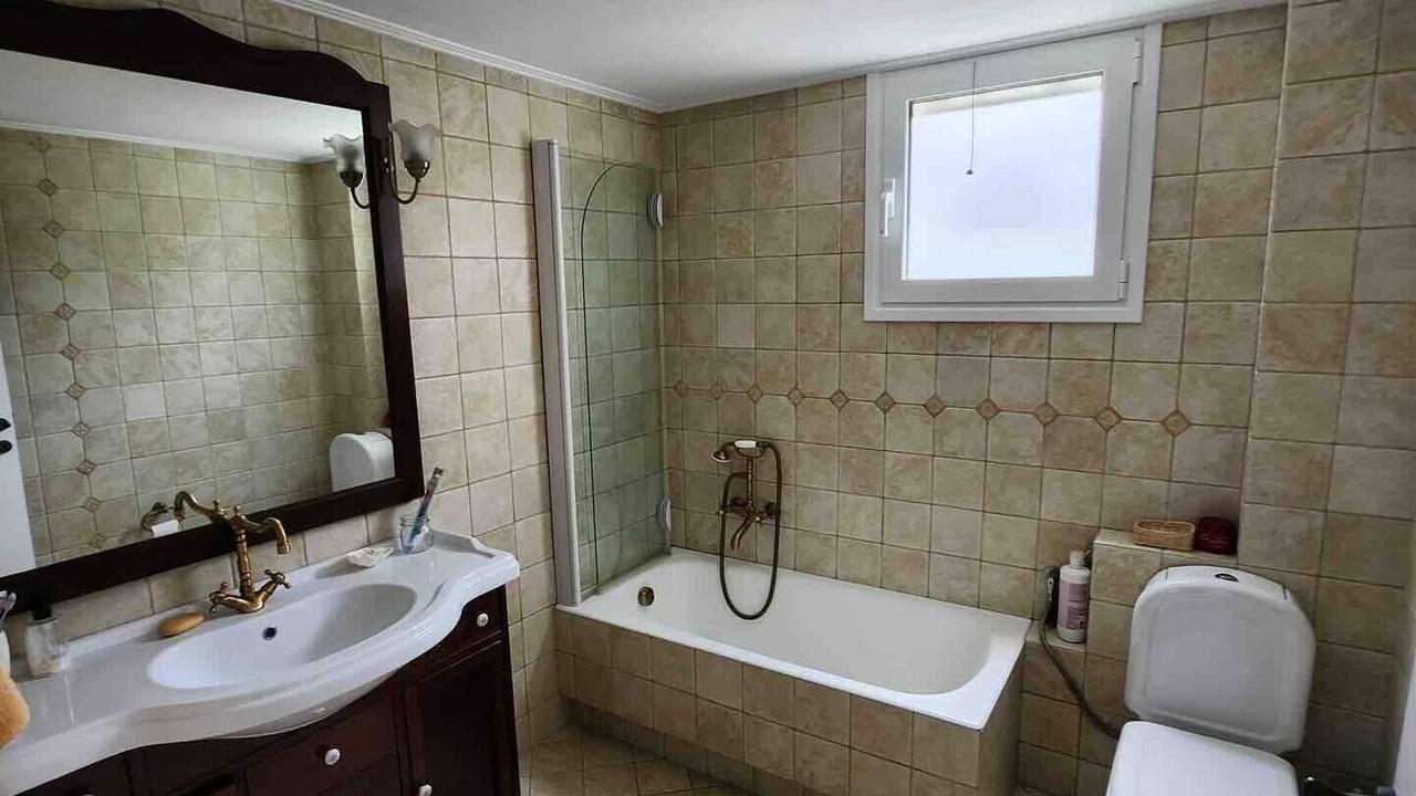 Photo of Bathroom in Evdilos