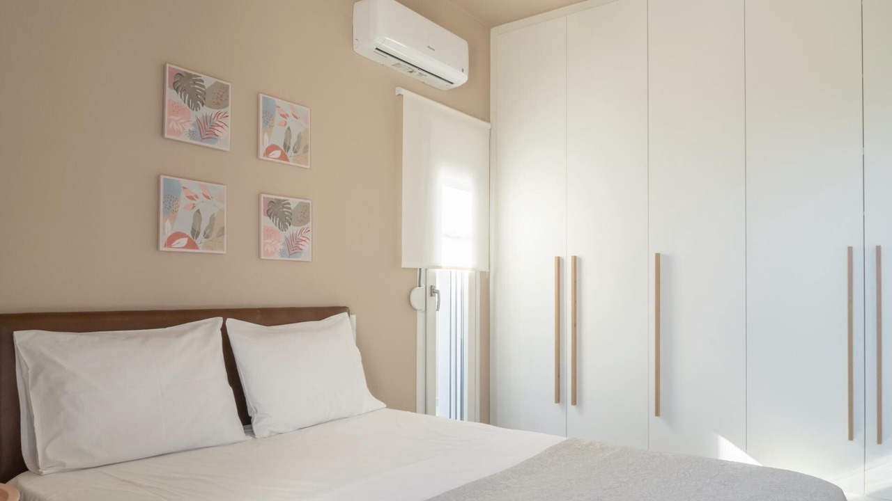 Photo of Bedroom in Analipsi
