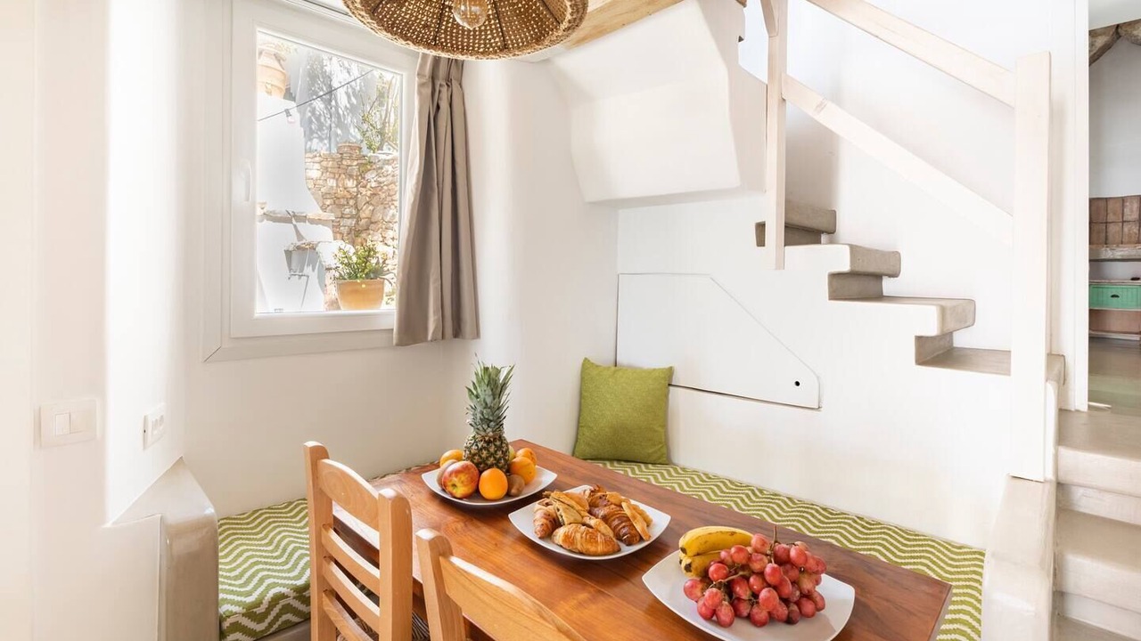 Photo of Kitchen in Faros Armenistis