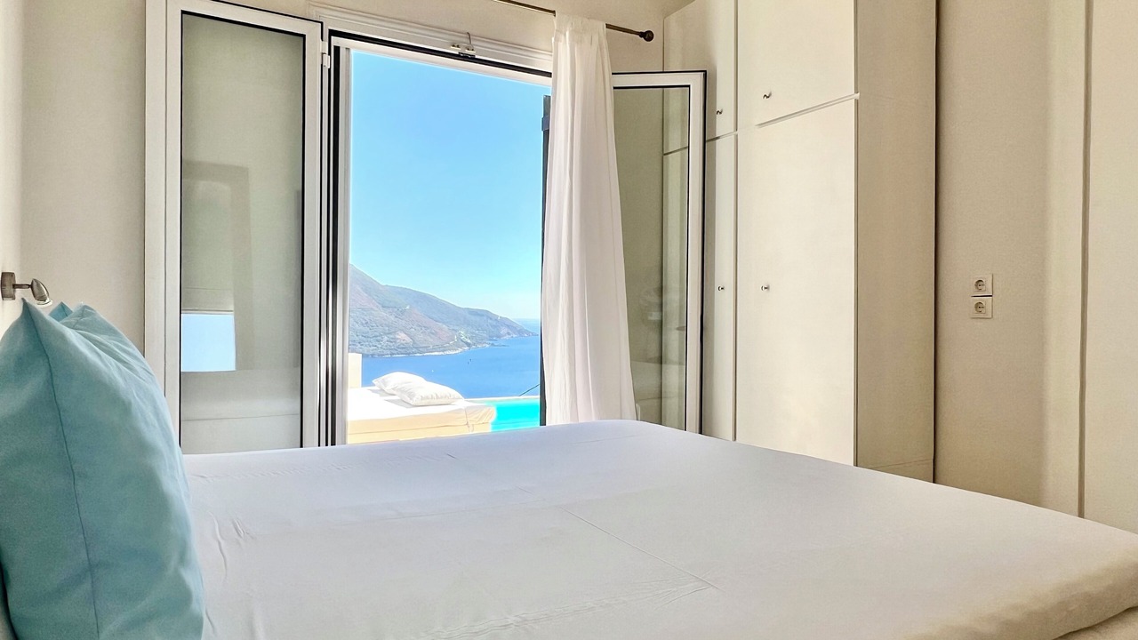 Photo of Bedroom in Evgiros