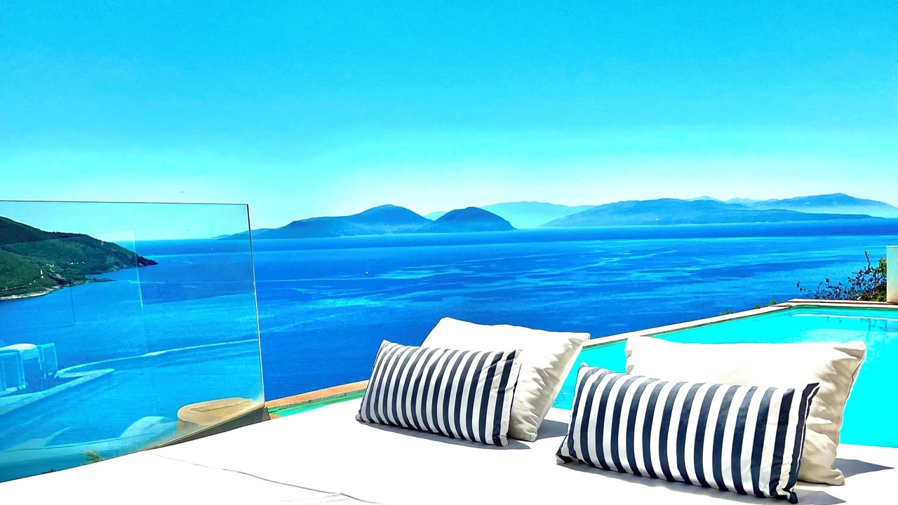 Photo of Outdoor in Evgiros