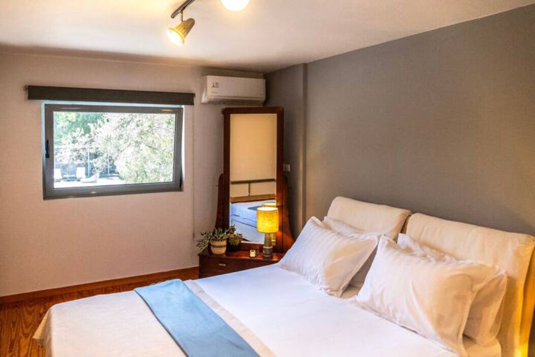 Photo of Bedroom in Vari