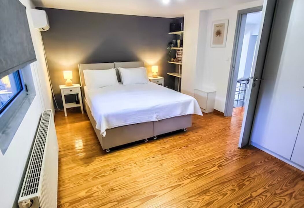 Photo of Bedroom in Vari