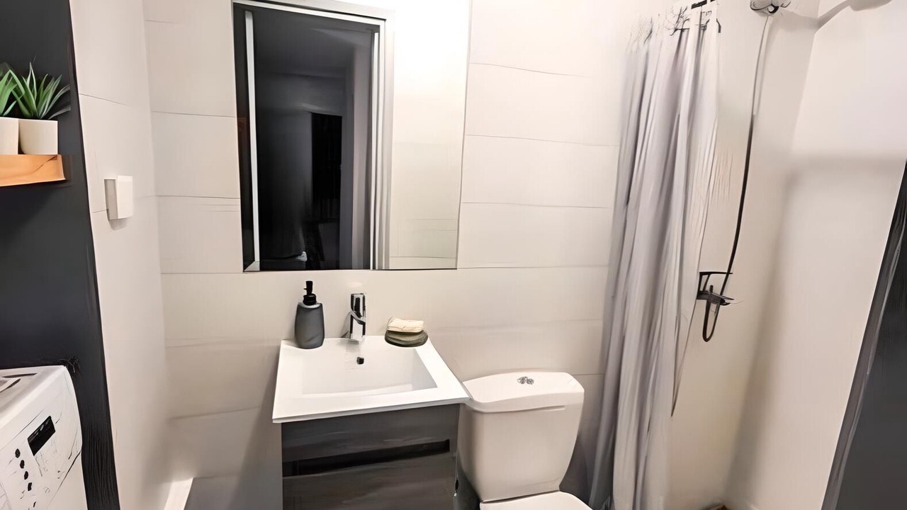 Photo of Bathroom in Vari