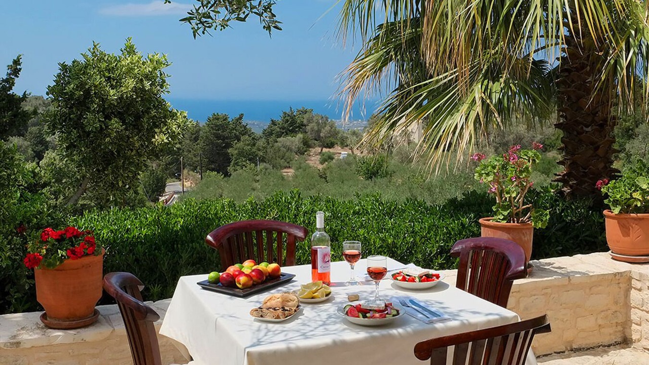 Photo of Outdoor in Amnatos
