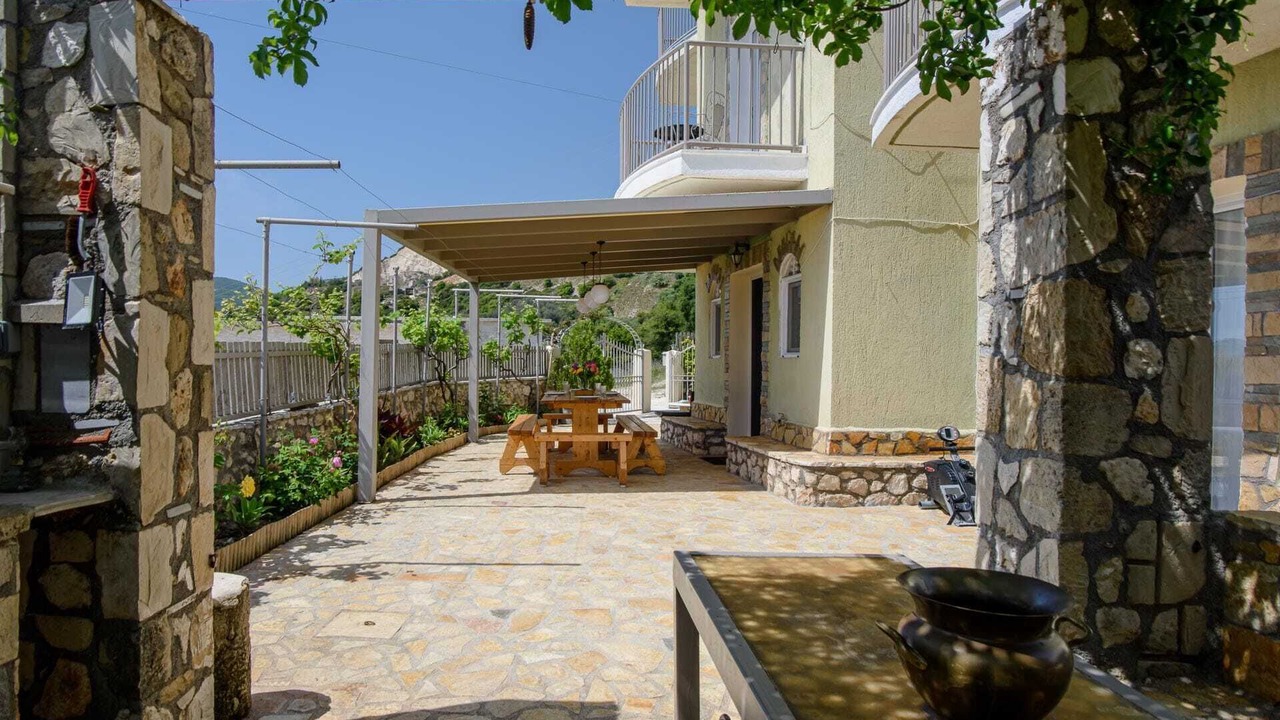 Photo of Outdoor in Mousata