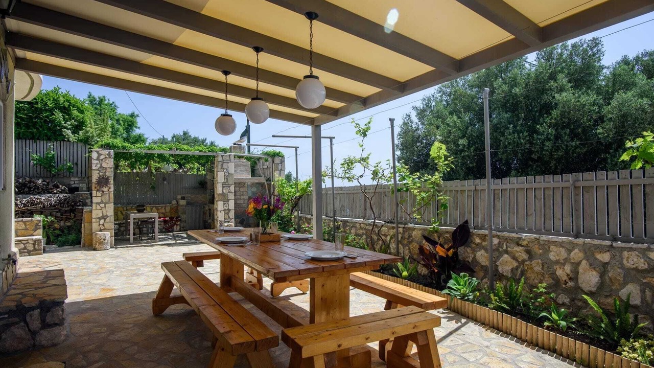Photo of Outdoor in Mousata
