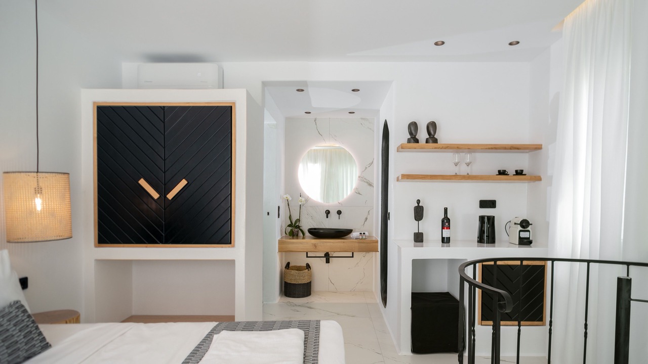 Photo of Bedroom in Milopotas