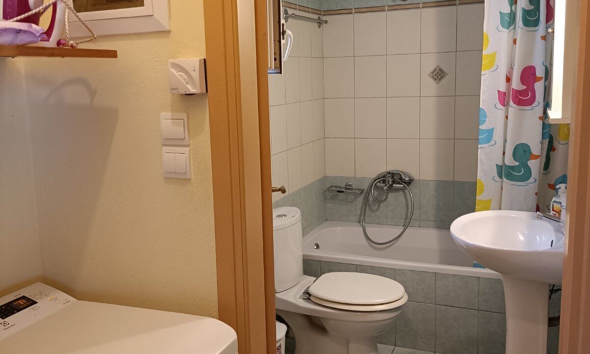 Photo of Bathroom in Mytikas