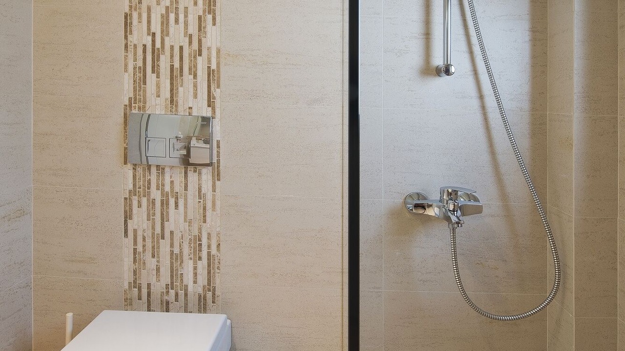 Photo of Bathroom in Vari
