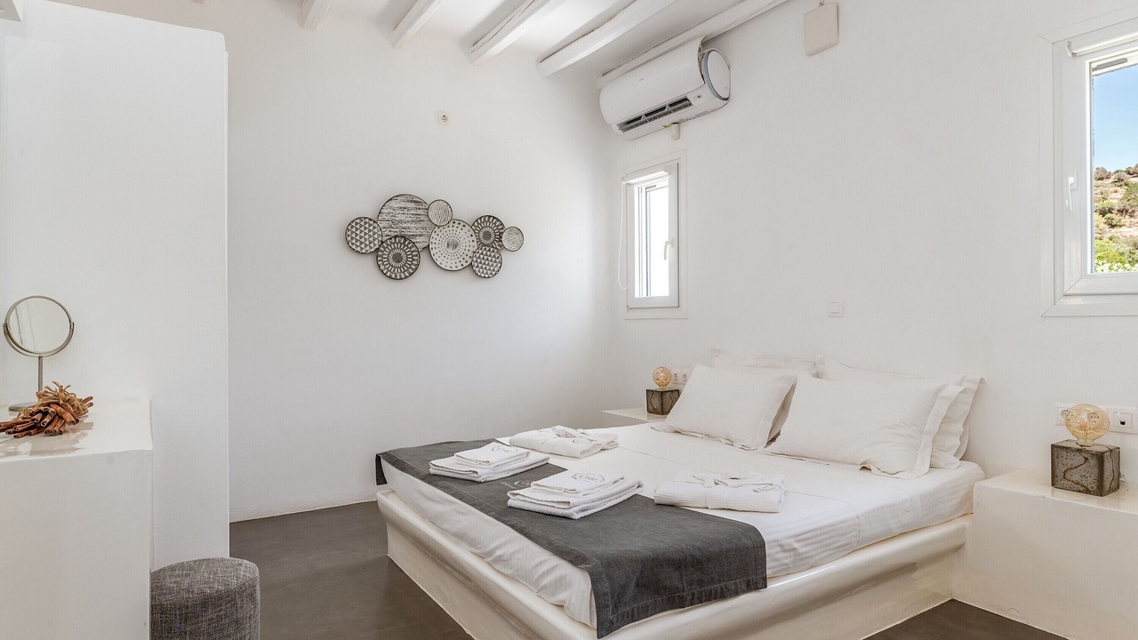 Photo of Bedroom in Kato Fellos
