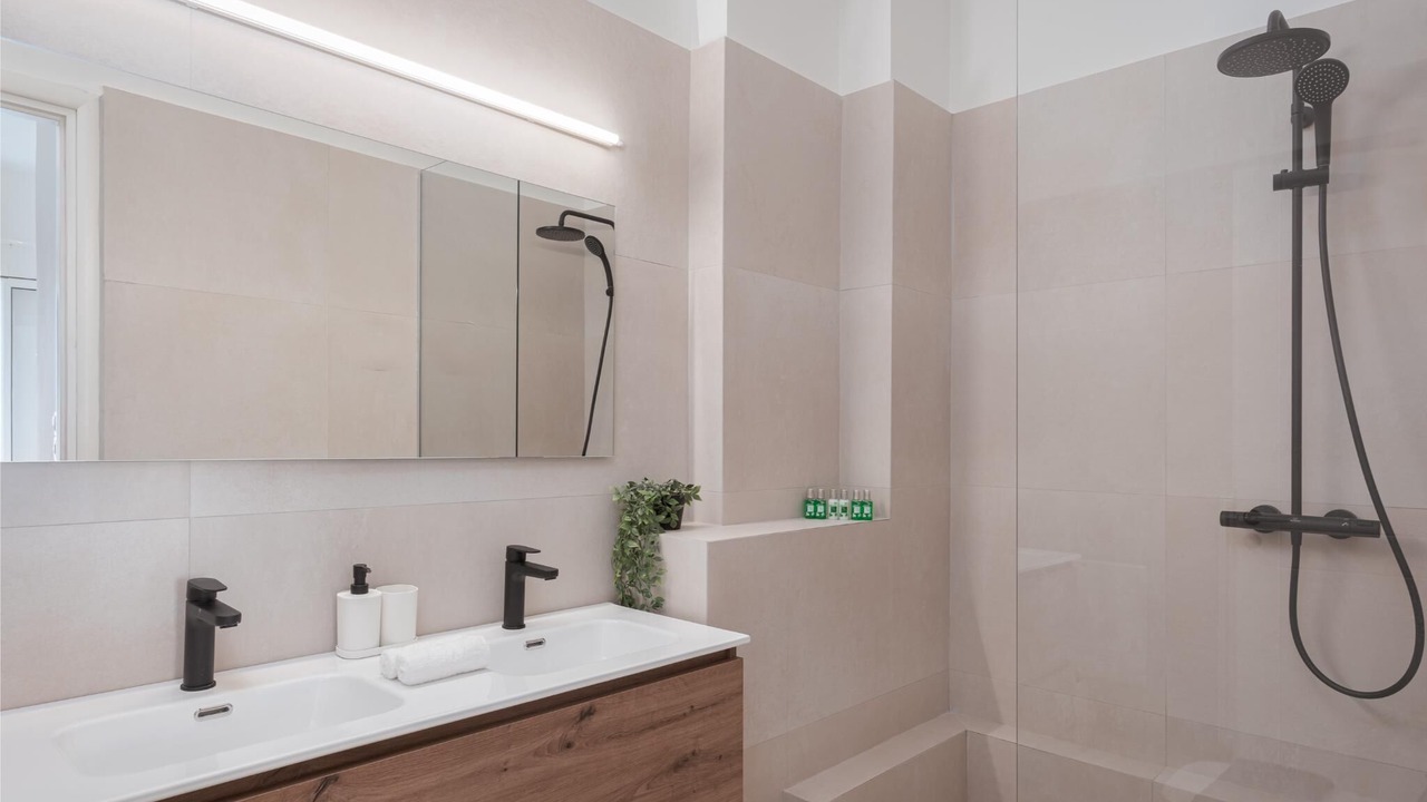 Photo of Bathroom in Voula