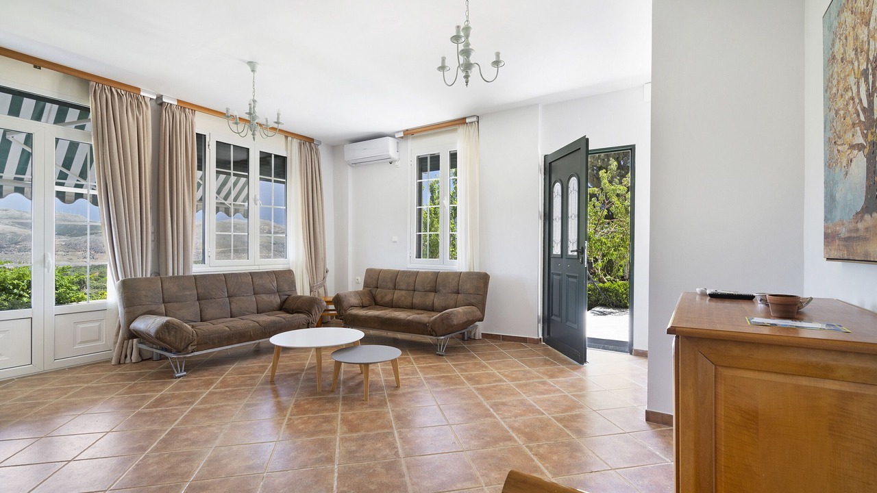 Photo of Livingroom in Kaminarata