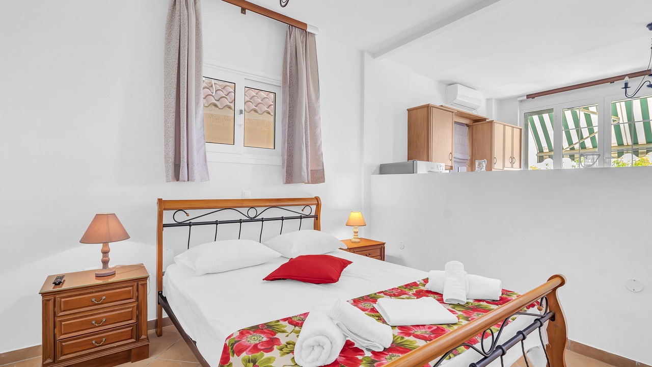 Photo of Bedroom in Kaminarata