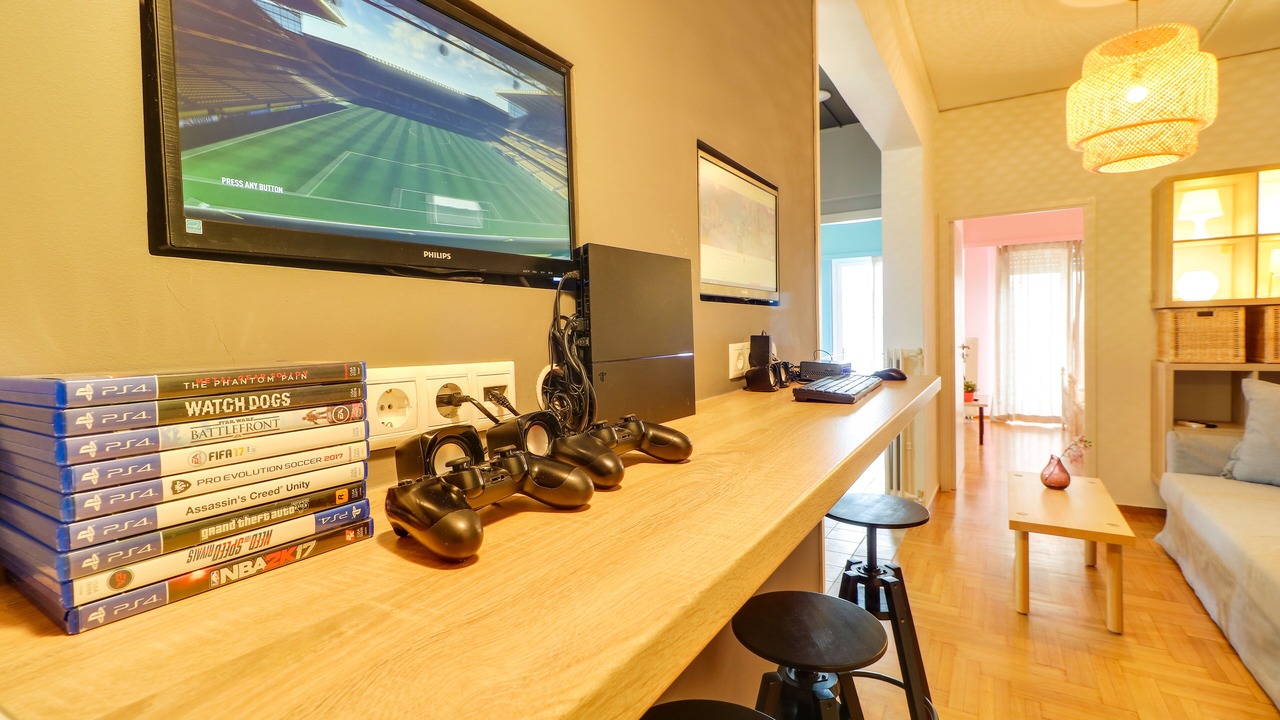 Photo of Others in Mousio