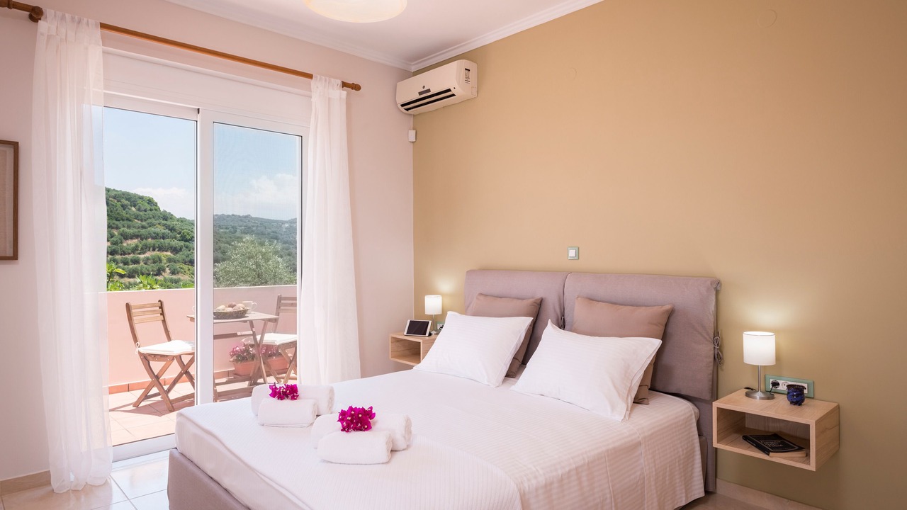 Photo of Bedroom in Platanias Town