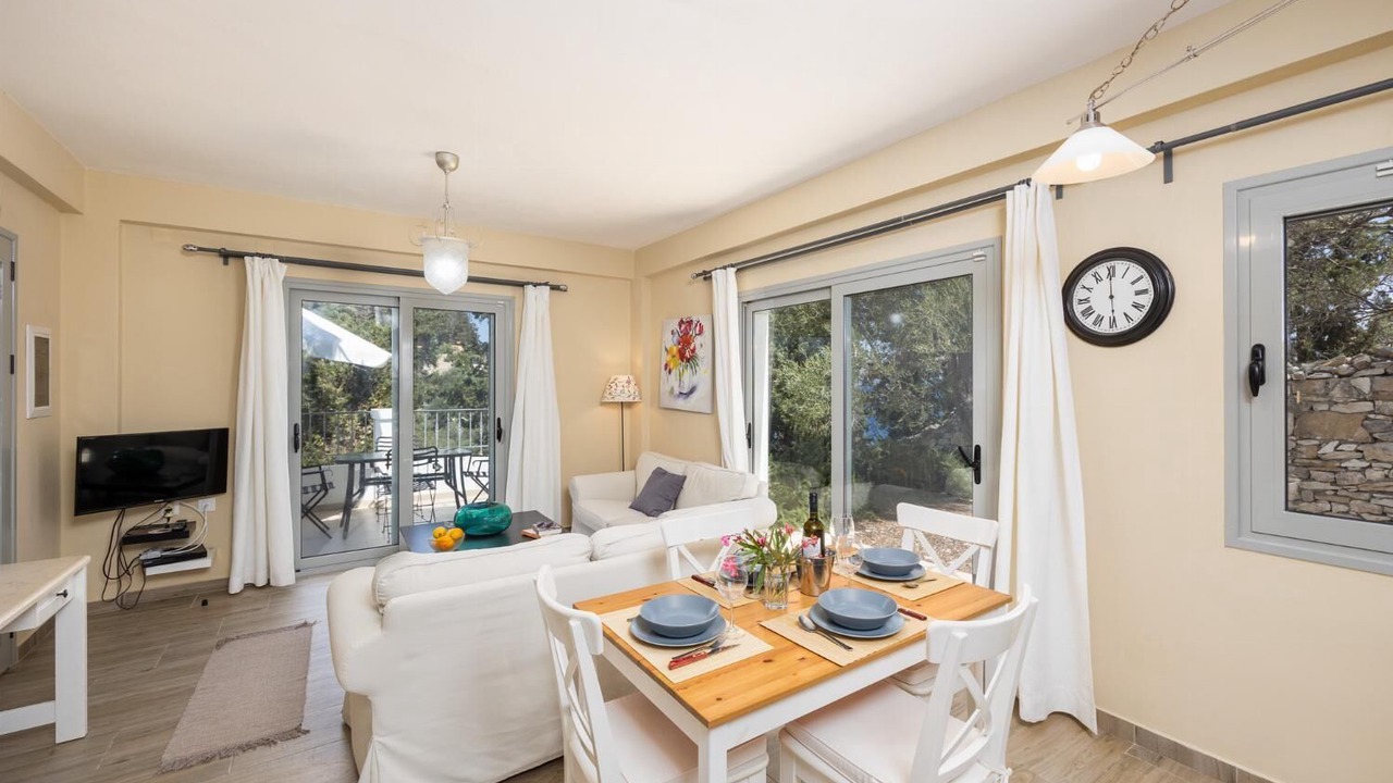 Photo of Bedroom in Longos