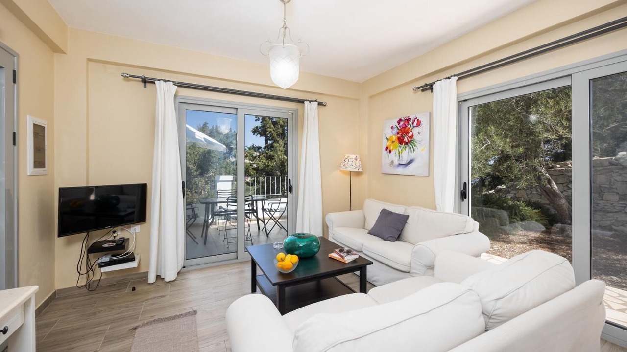 Photo of Bedroom in Longos