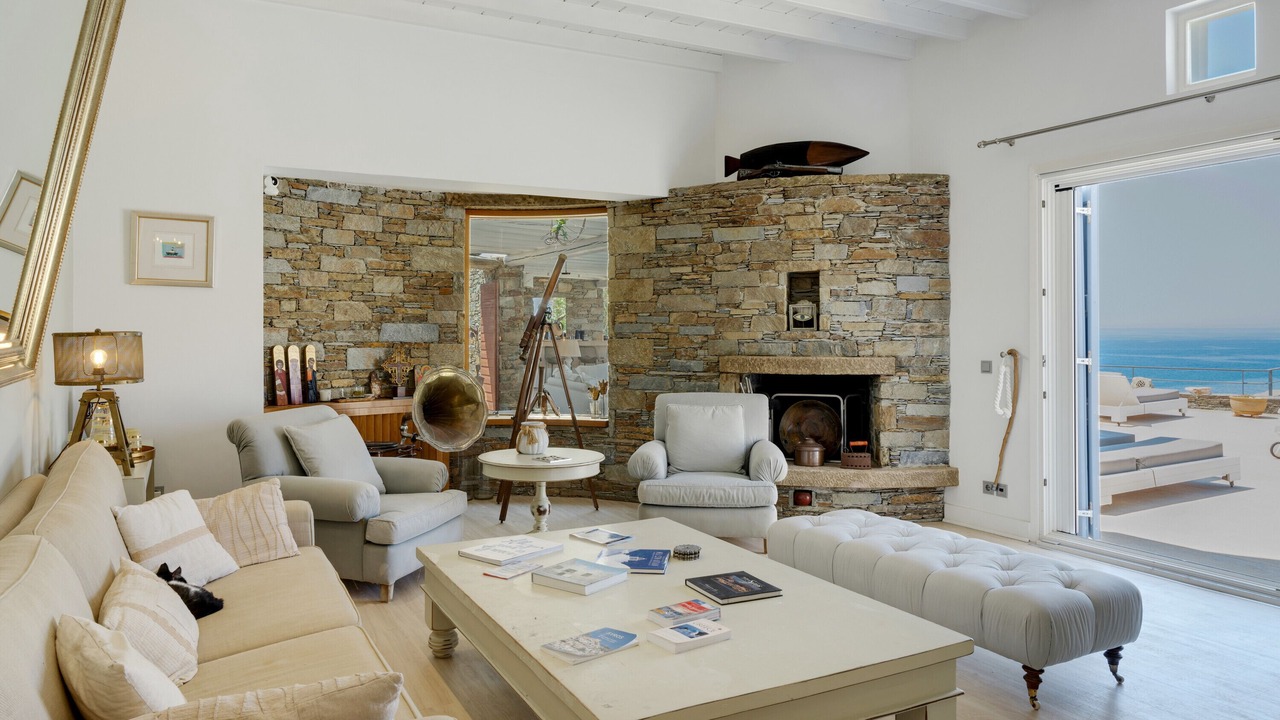 Photo of Livingroom in Syros
