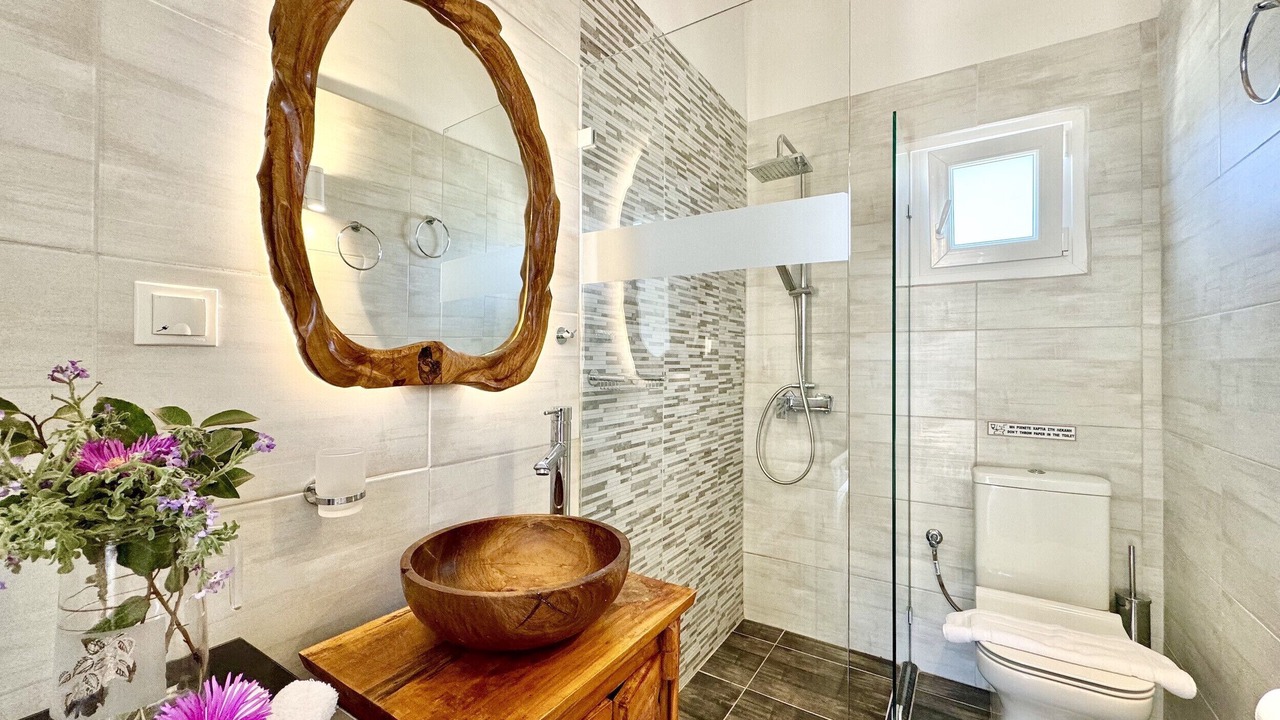 Photo of Bathroom in Acharavi