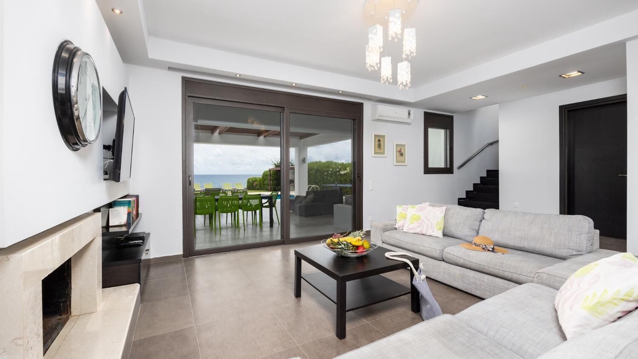 Photo of Livingroom in Lahania