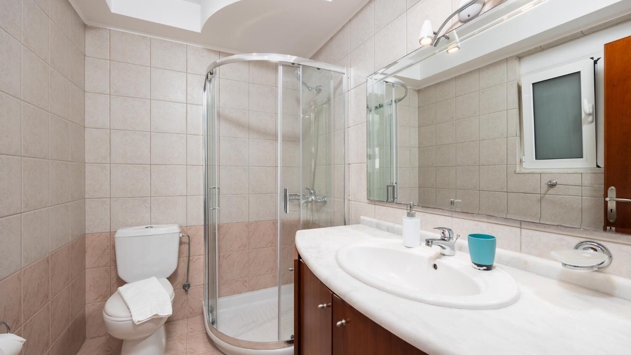 Photo of Bathroom in Gennadi