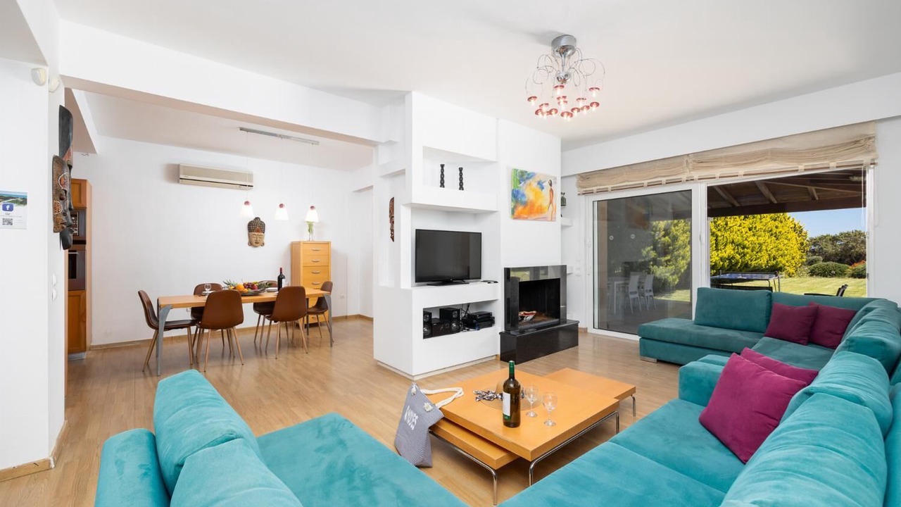 Photo of Livingroom in Gennadi