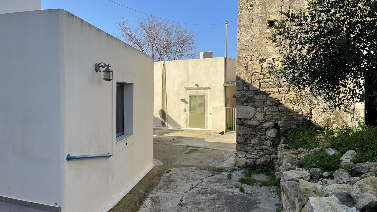 Photo of Outdoor in Vori