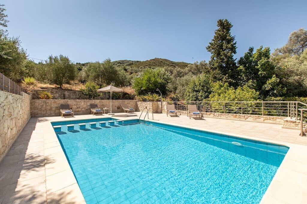 Photo of Outdoor in Vatolakkos