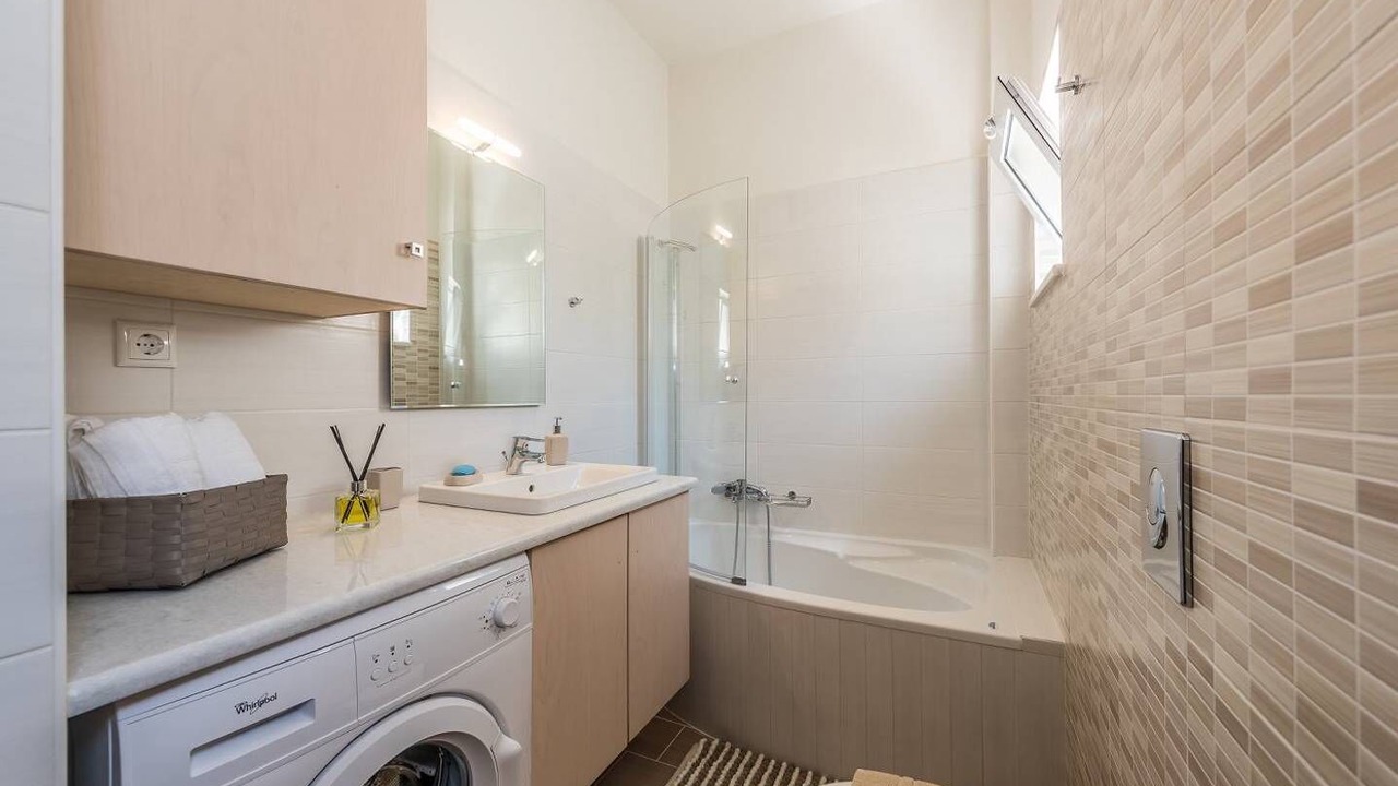 Photo of Bathroom in Vatolakkos