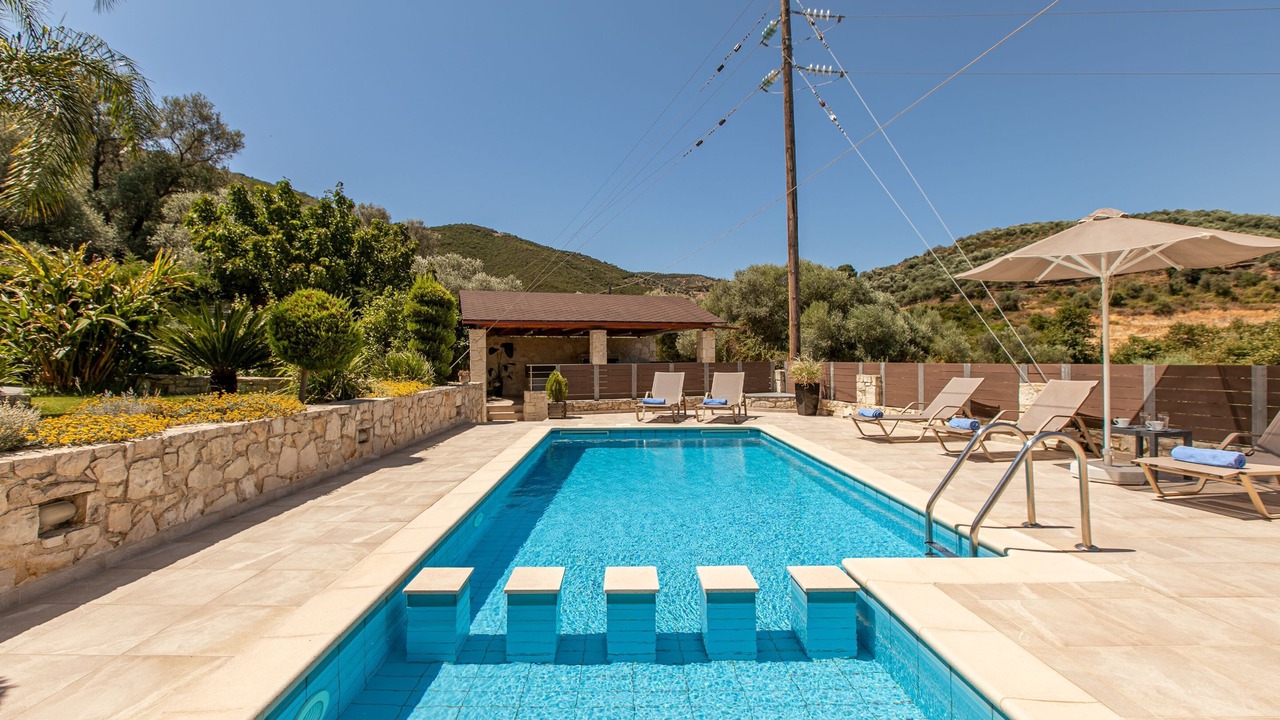 Photo of Outdoor in Vatolakkos