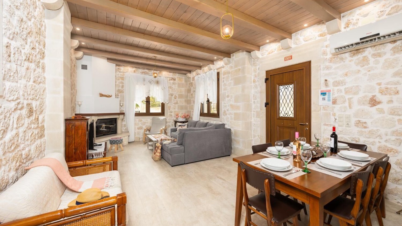 Photo of Livingroom in Kare