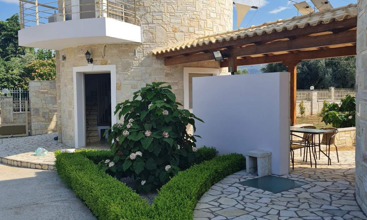 Photo of Patio Balcony in Valimitika