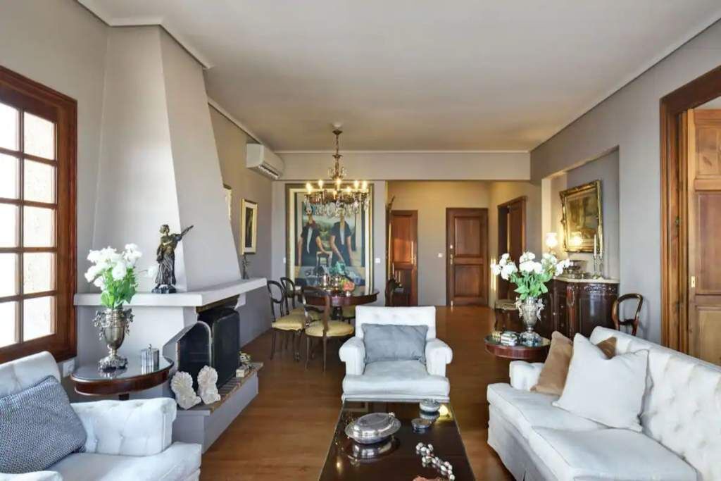 Photo of Livingroom in Vari-Voula-Vouliagmeni
