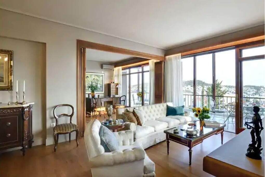 Photo of Livingroom in Vari-Voula-Vouliagmeni