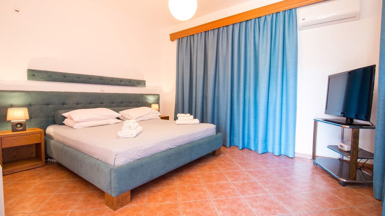 Photo of Bedroom in Ialyssos
