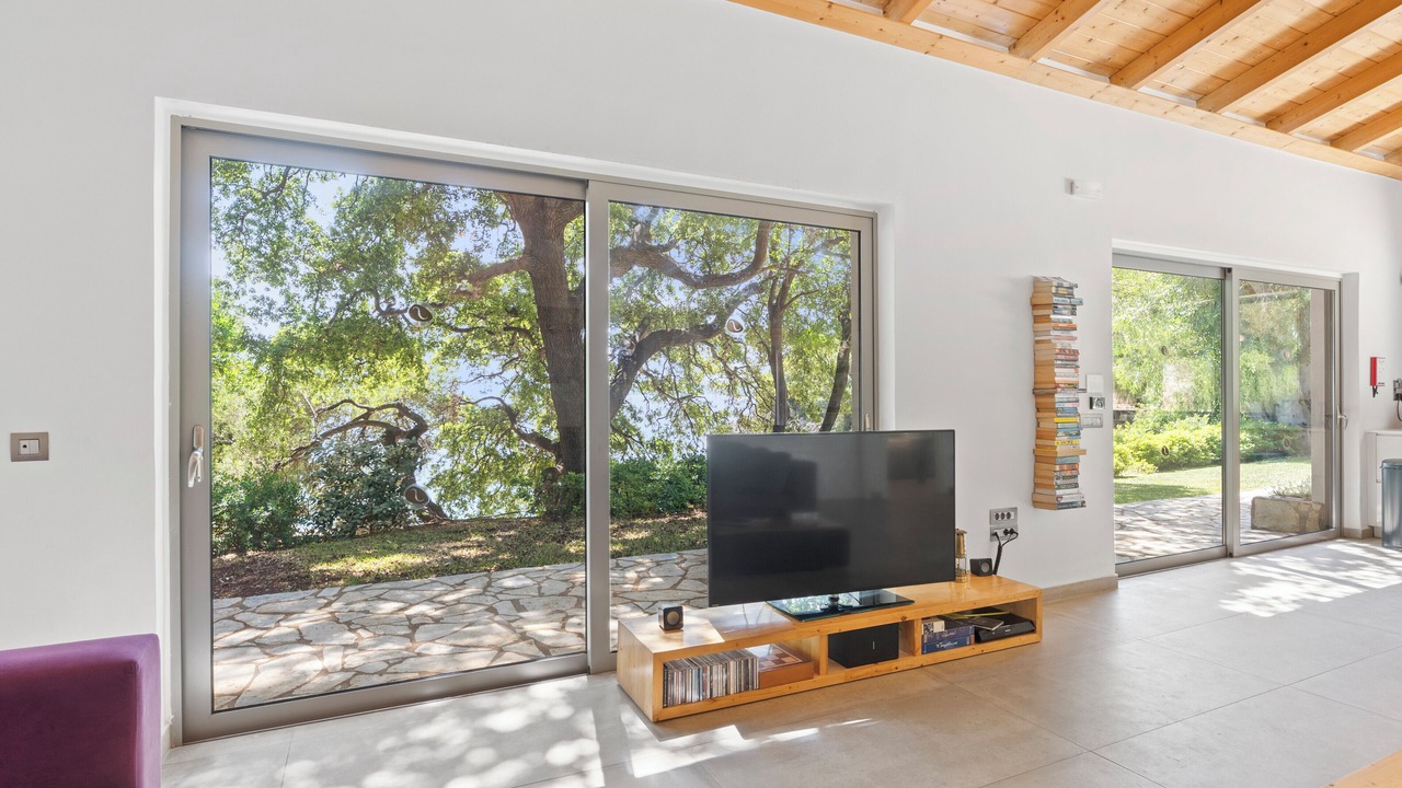 Photo of Livingroom in Evgiros