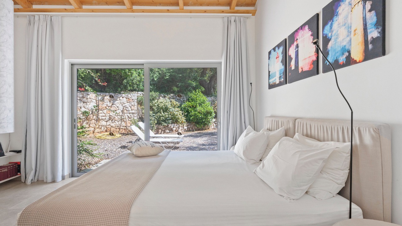 Photo of Bedroom in Evgiros