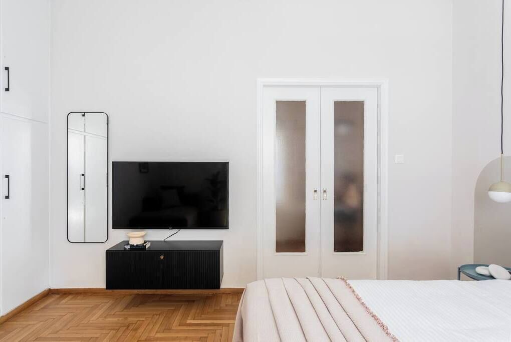 Photo of Bedroom in Exarhia