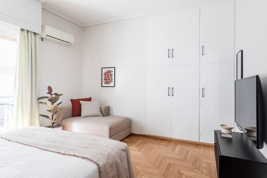 Photo of Bedroom in Exarhia