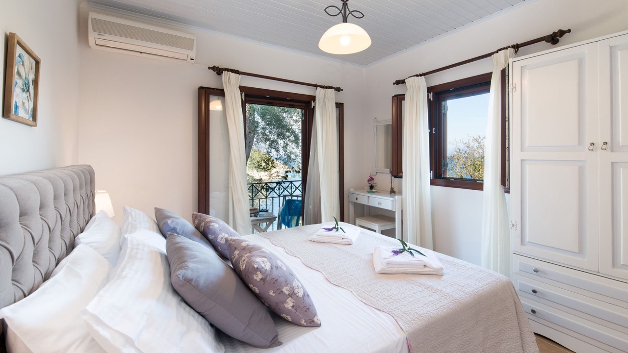 Photo of Patio Balcony in Longos